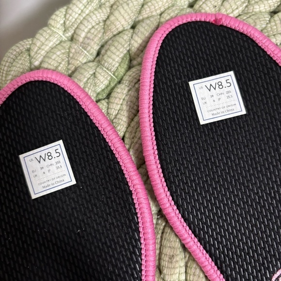 Rothy’s The Flat Breast Cancer Awareness Limited Edition Pink Ballet Flats - Picture 10 of 15